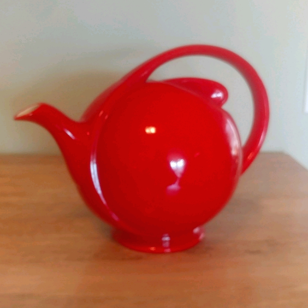 Hall Chinese Red Airflow Teapot and Lid